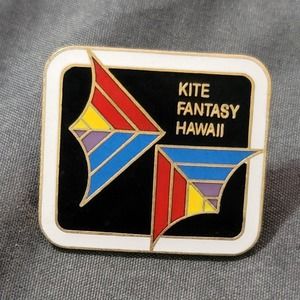 Vtg Kite Fantasy Hawaii Lapel Pin
